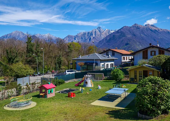 Rose Rossa Larissa Garten Eg Apartment Colico