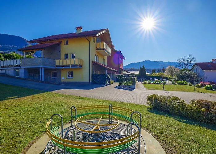 Rose Rossa Larissa Garten Eg Apartment