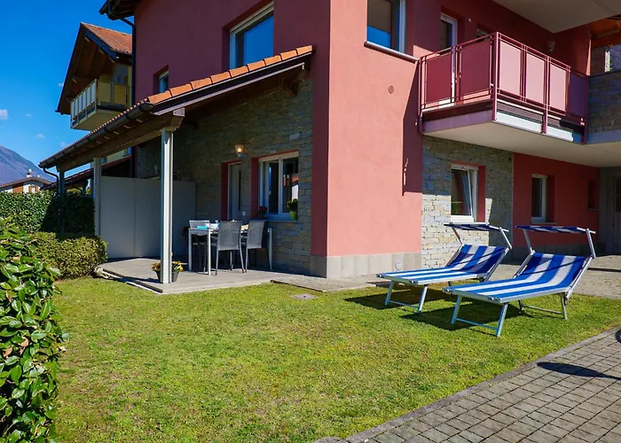 Rose Rossa Larissa Garten Eg Apartment *