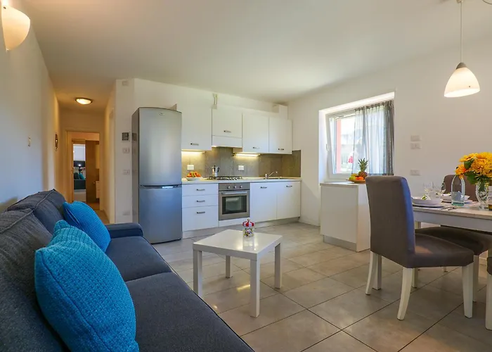 Rose Rossa Larissa Garten Eg * Colico