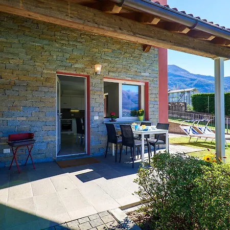 Rose Rossa Larissa Garten Eg Appartement