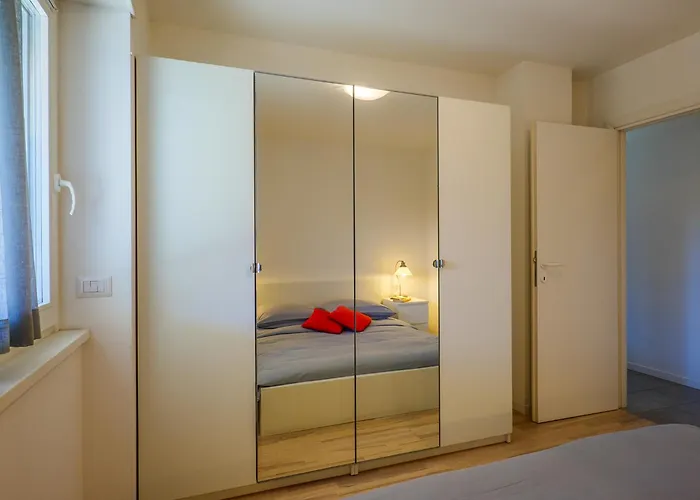 Rose Rossa Larissa Garten Eg Appartement *